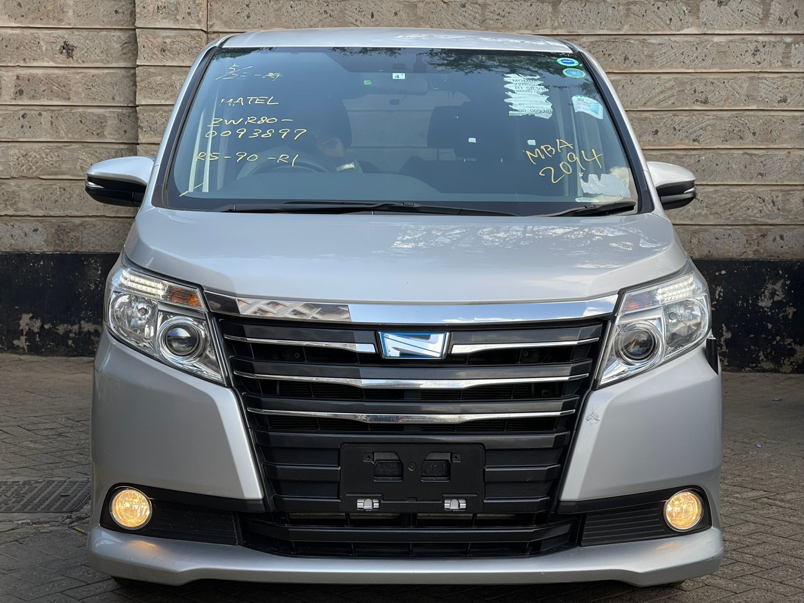 2015 Toyota Noah