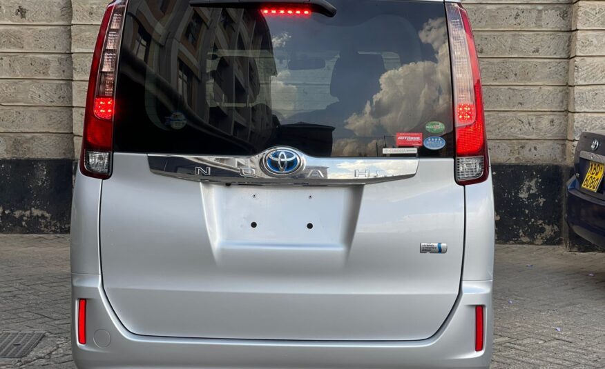 2015 Toyota Noah