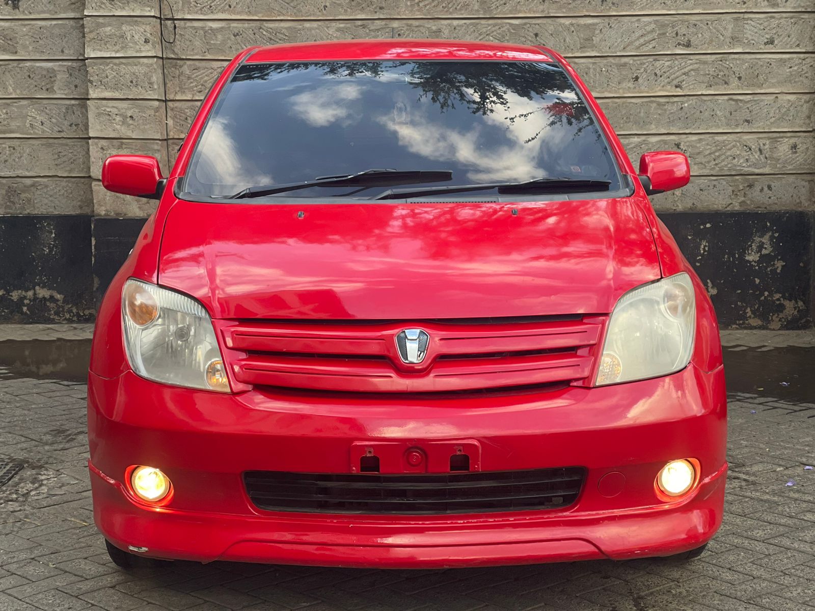 2003 Toyota IST
