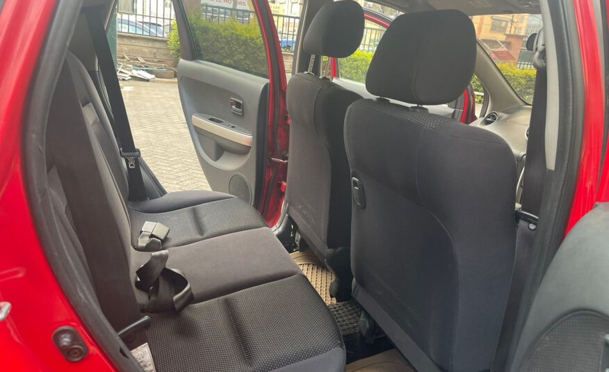 2003 Toyota IST