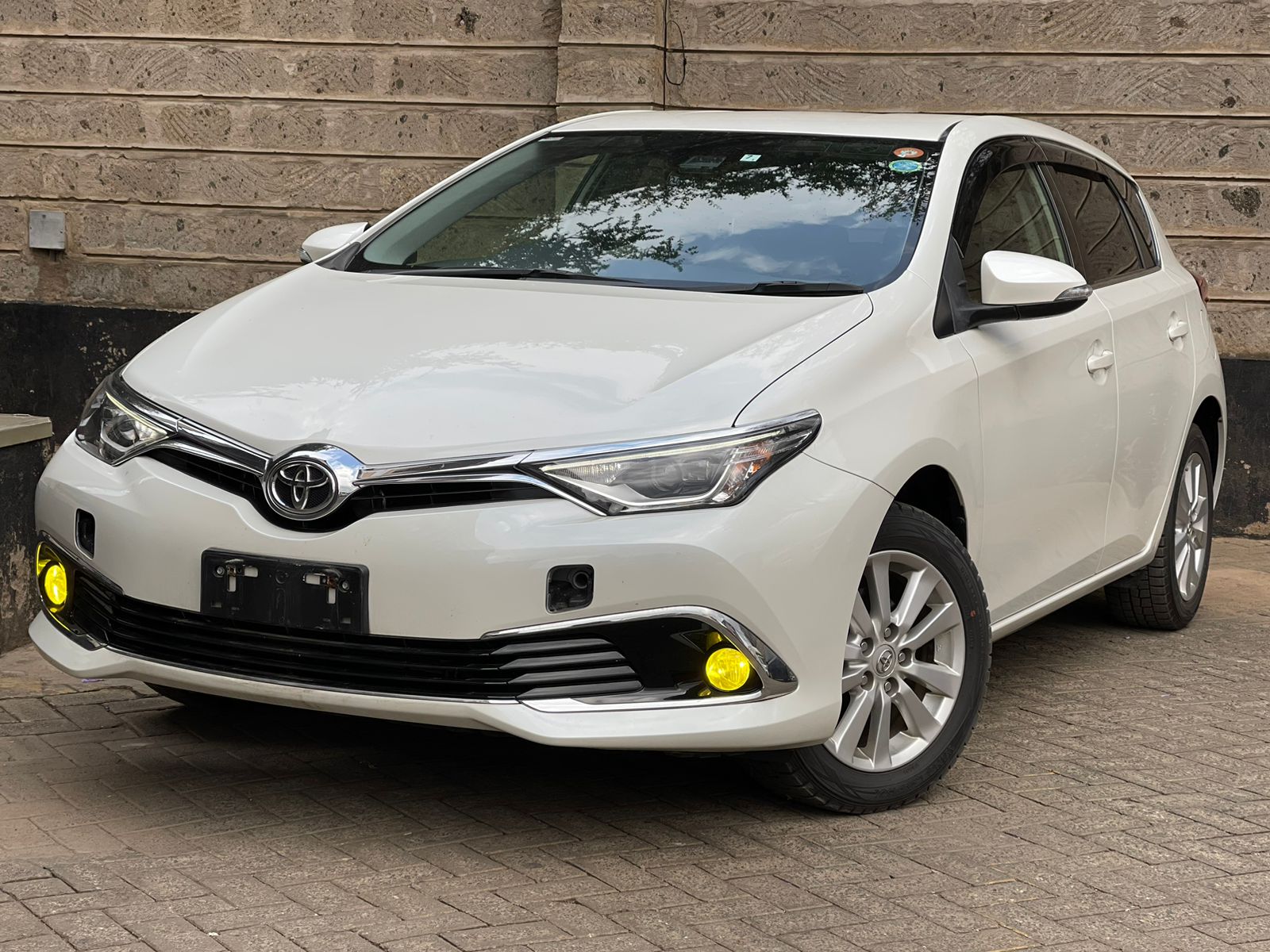 2015 Toyota Auris