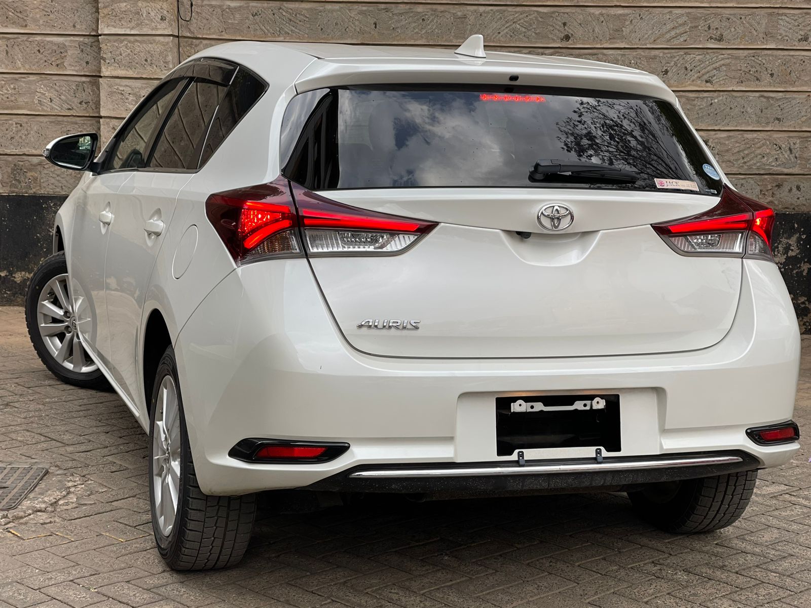 2015 Toyota Auris
