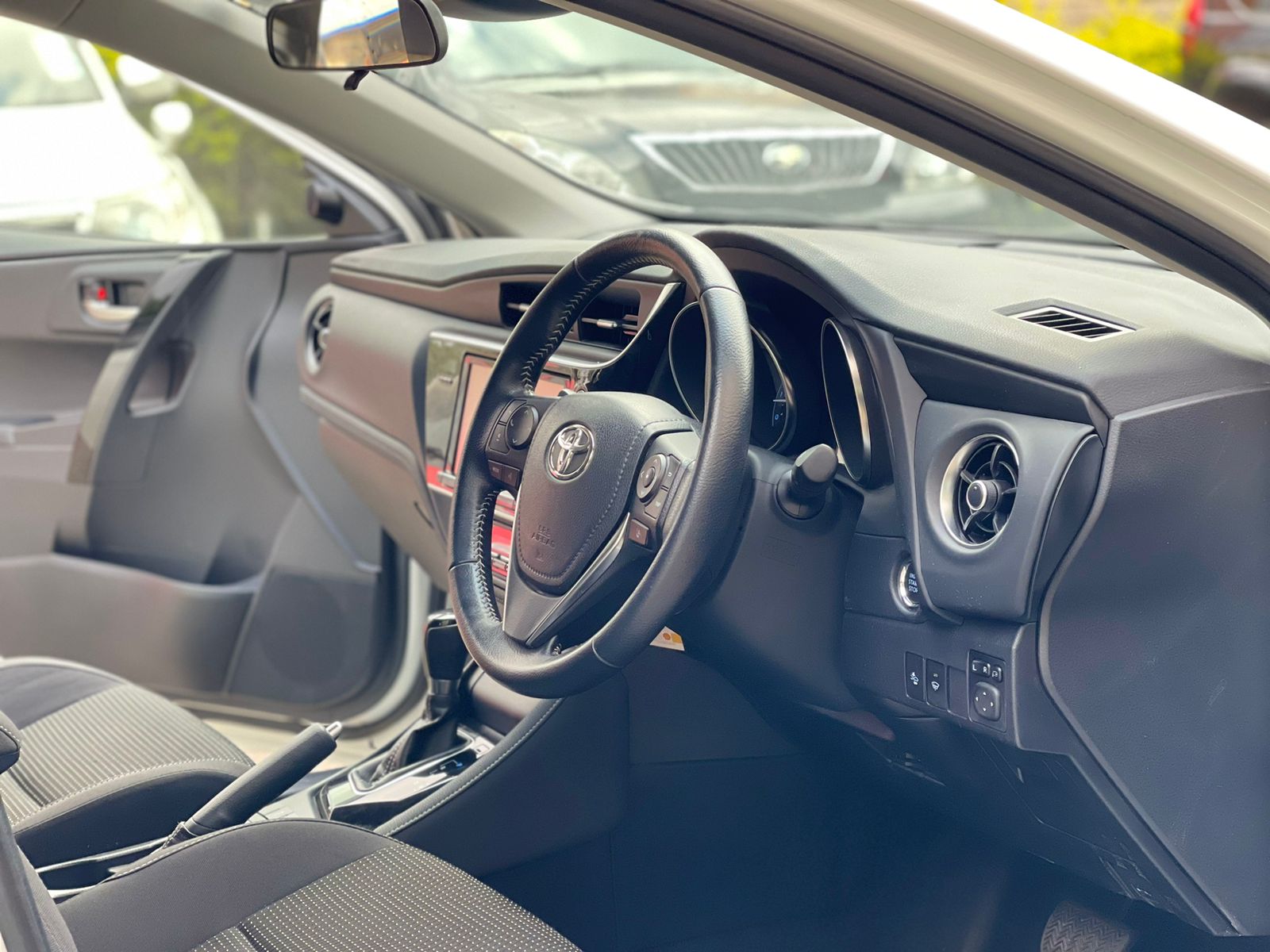 2015 Toyota Auris