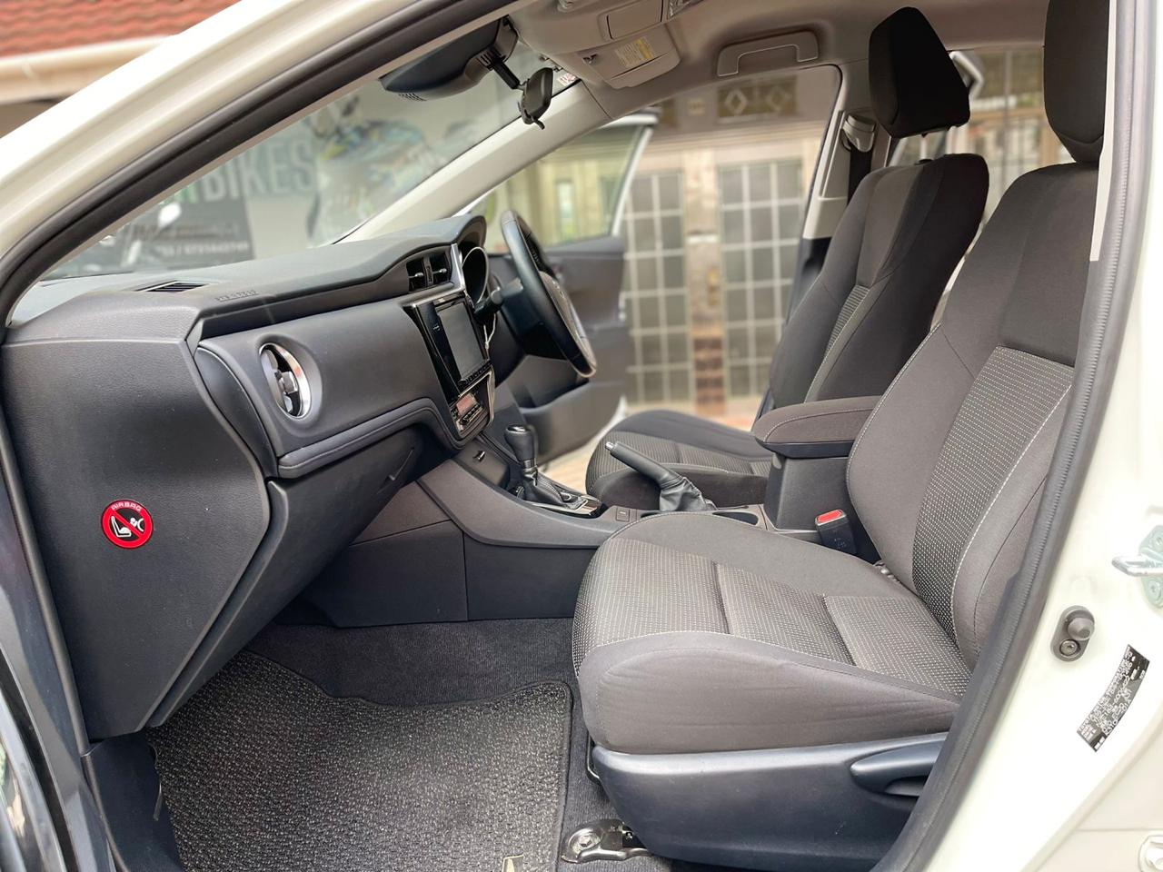 2015 Toyota Auris