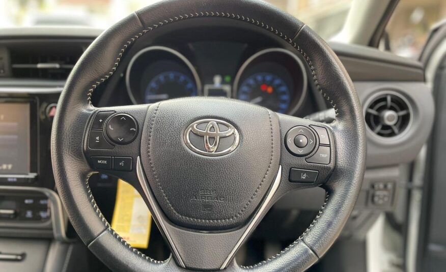2015 Toyota Auris