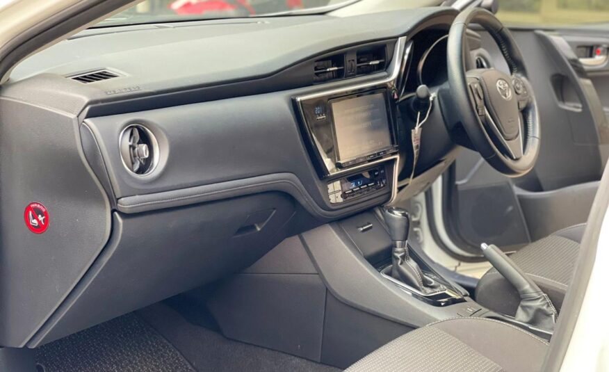2015 Toyota Auris