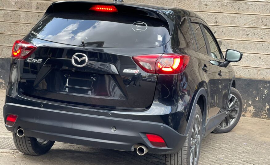 2015 Mazda CX-5 (Sunroof)