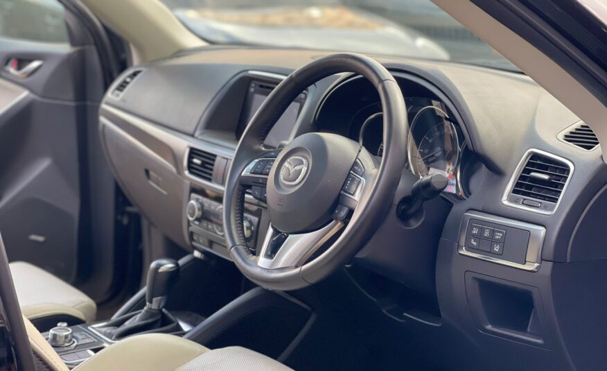 2015 Mazda CX-5 (Sunroof)