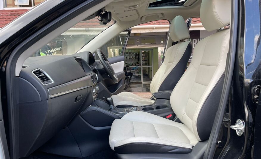2015 Mazda CX-5 (Sunroof)