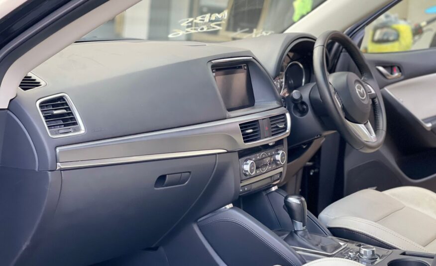 2015 Mazda CX-5 (Sunroof)