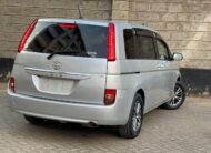 2010 Toyota Isis