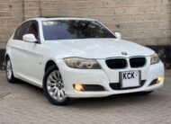 2009 BMW 320I