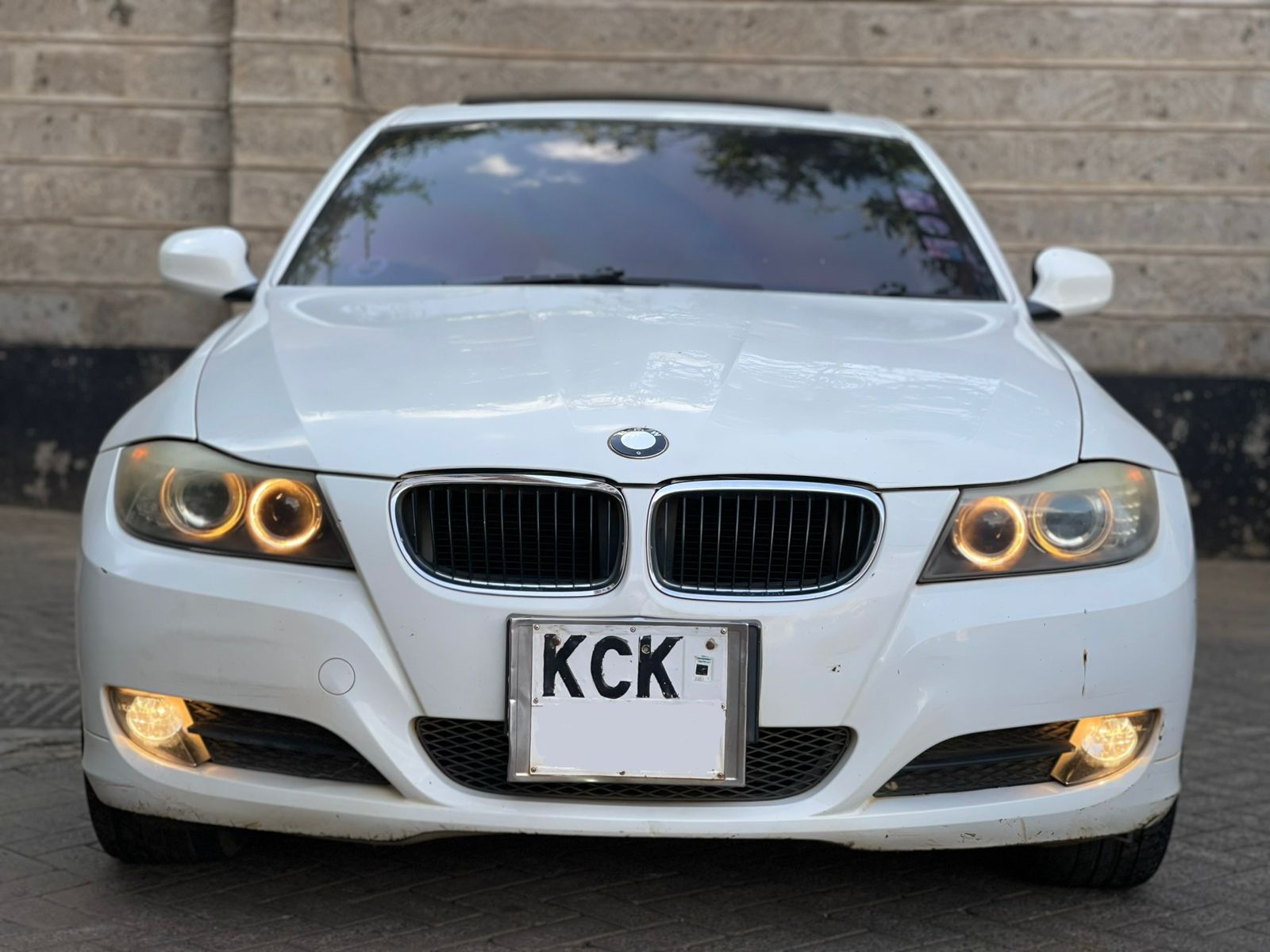 2009 BMW 320I