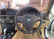 2009 BMW 320I
