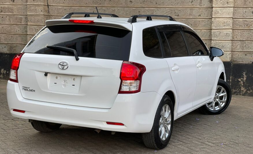 2014 Toyota Fielder