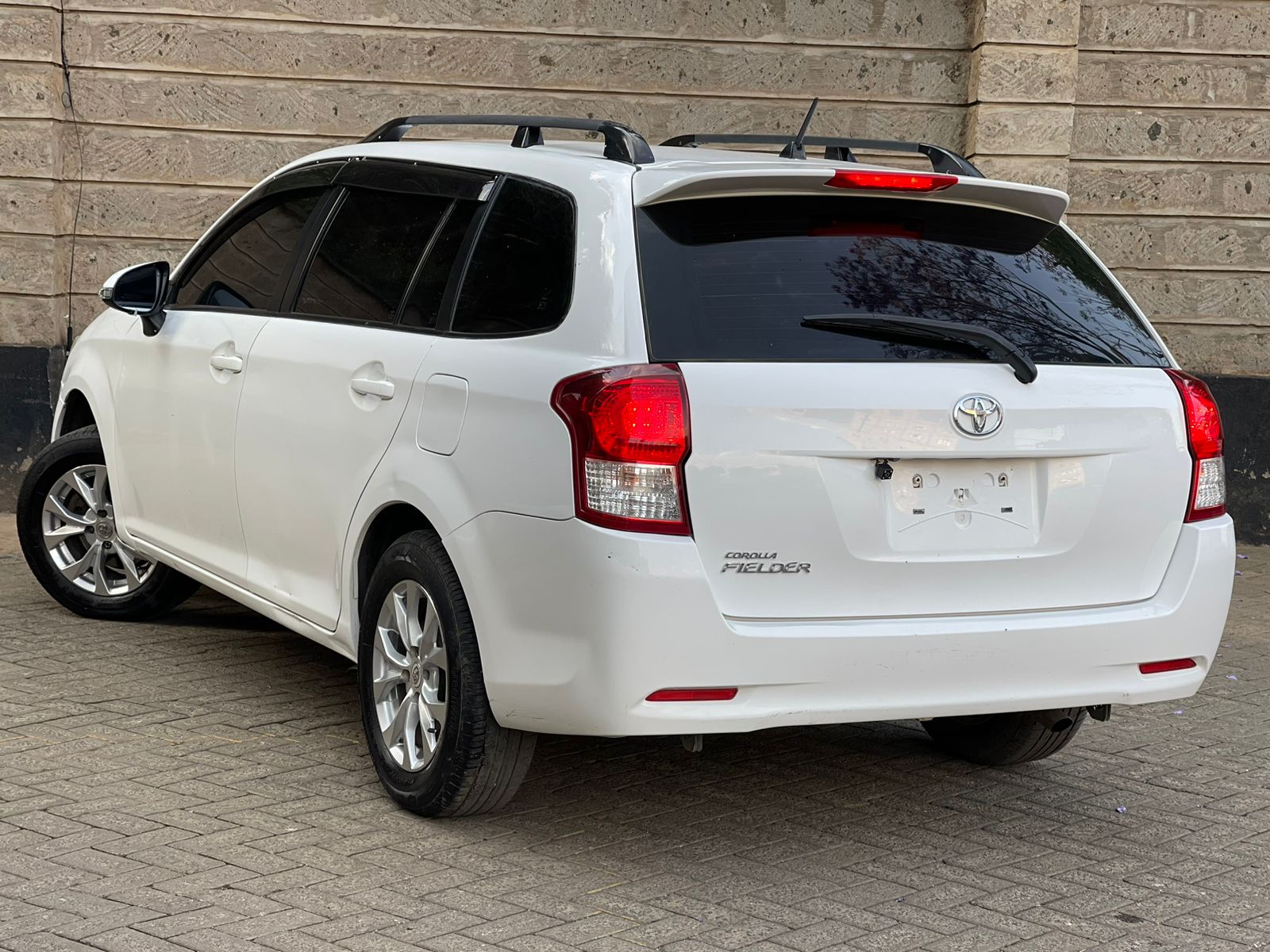 2014 Toyota Fielder