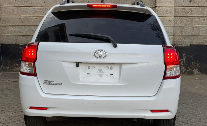 2014 Toyota Fielder