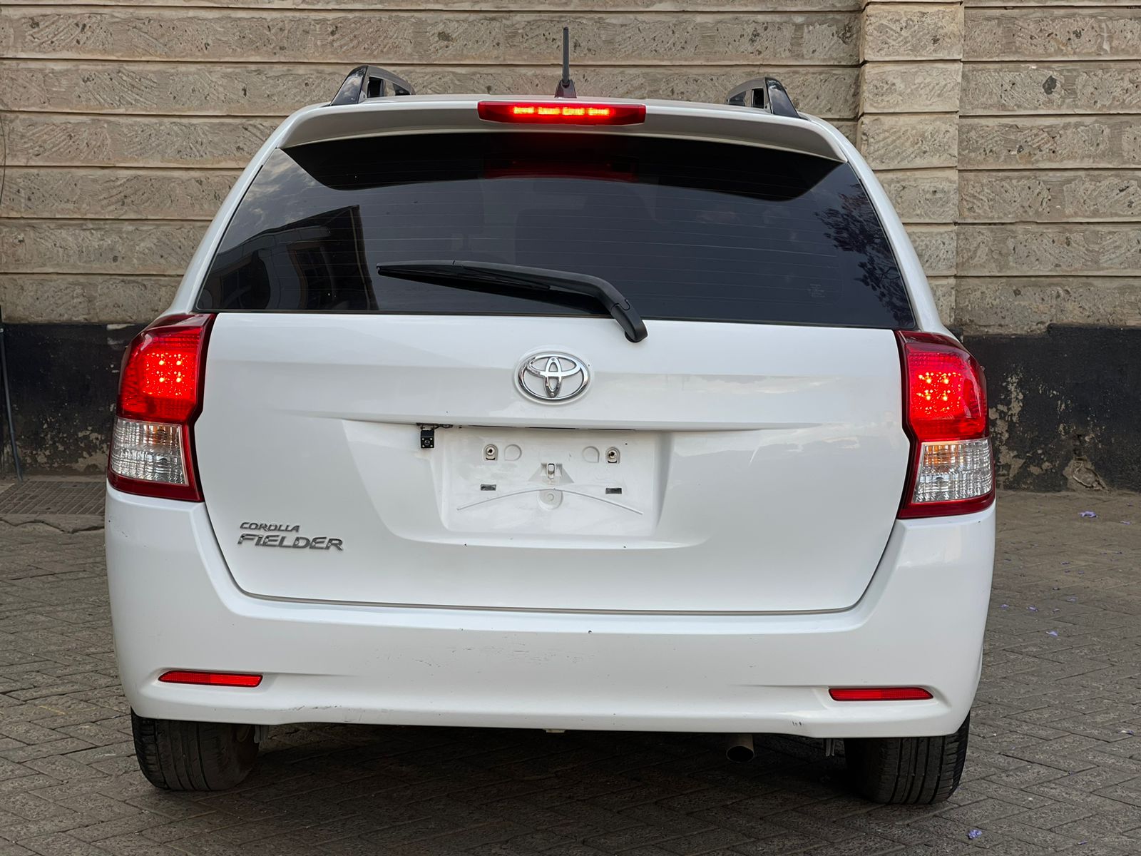 2014 Toyota Fielder