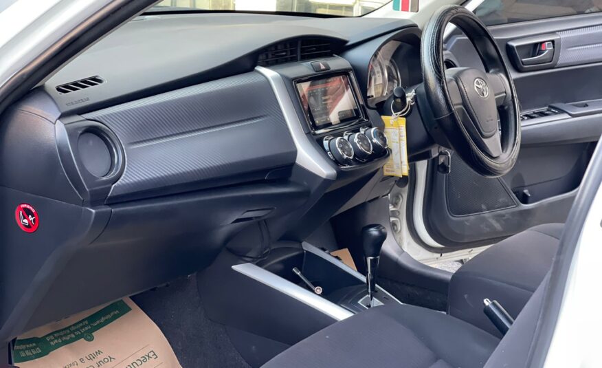 2014 Toyota Fielder