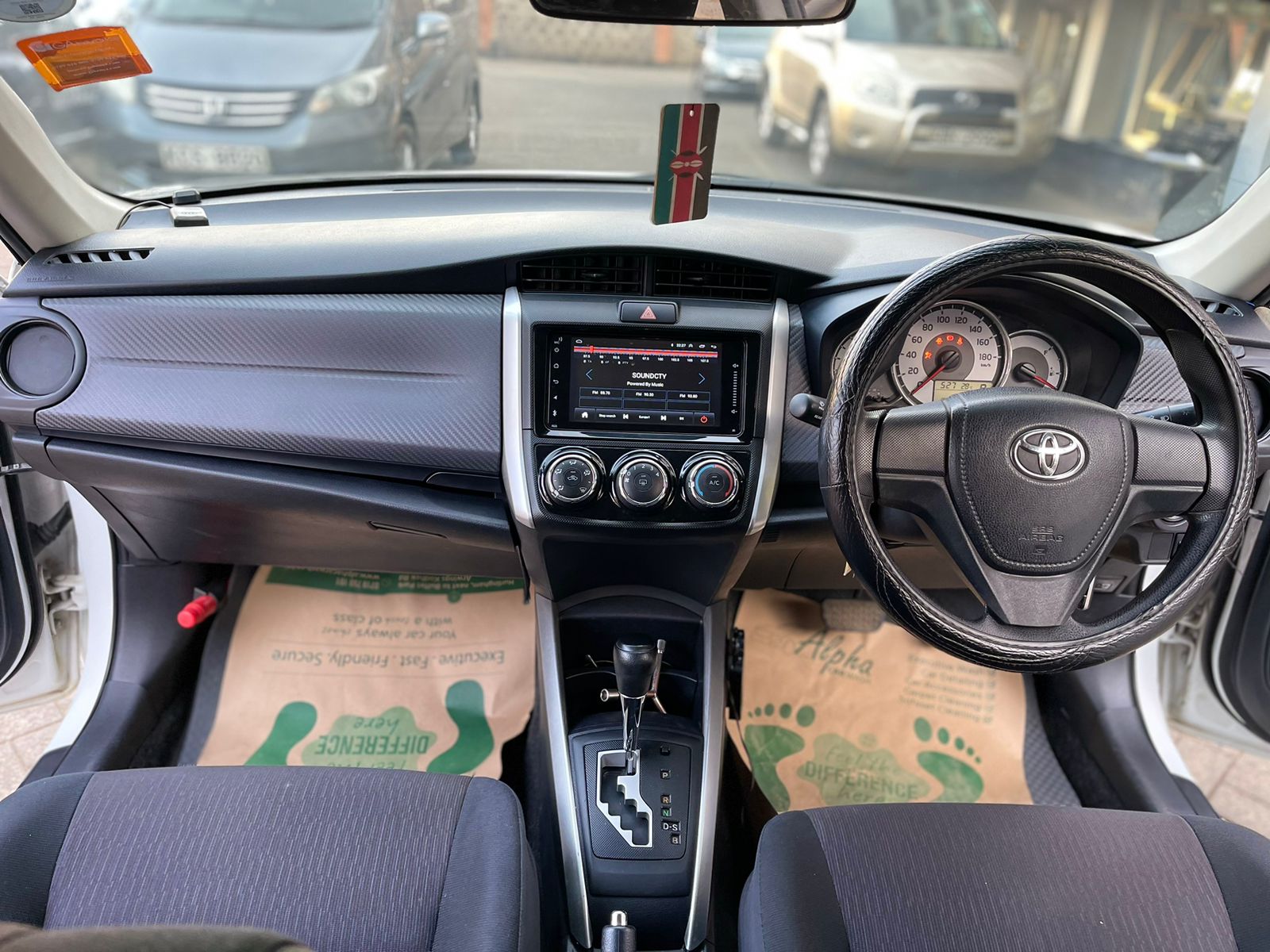2014 Toyota Fielder