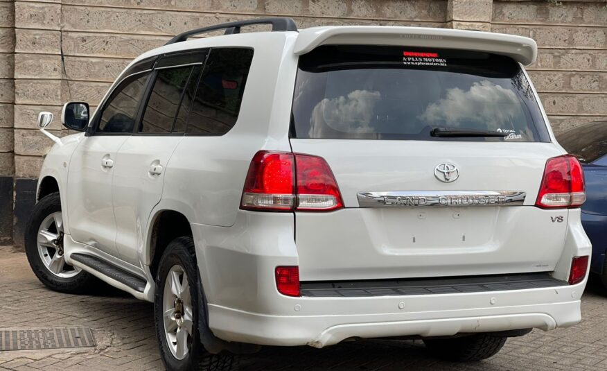 2008 Toyota Landcruiser V8