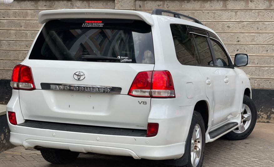 2008 Toyota Landcruiser V8