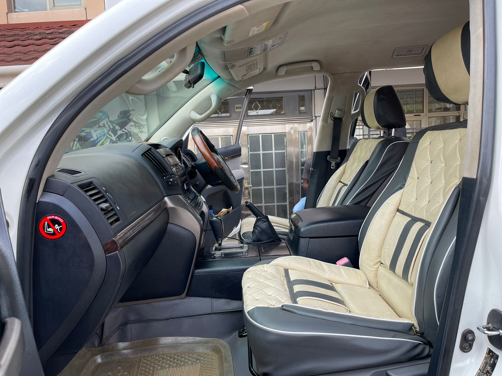 2008 Toyota Landcruiser V8