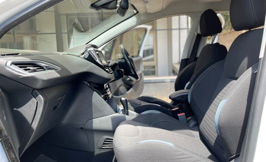 2013 Peugeot 208