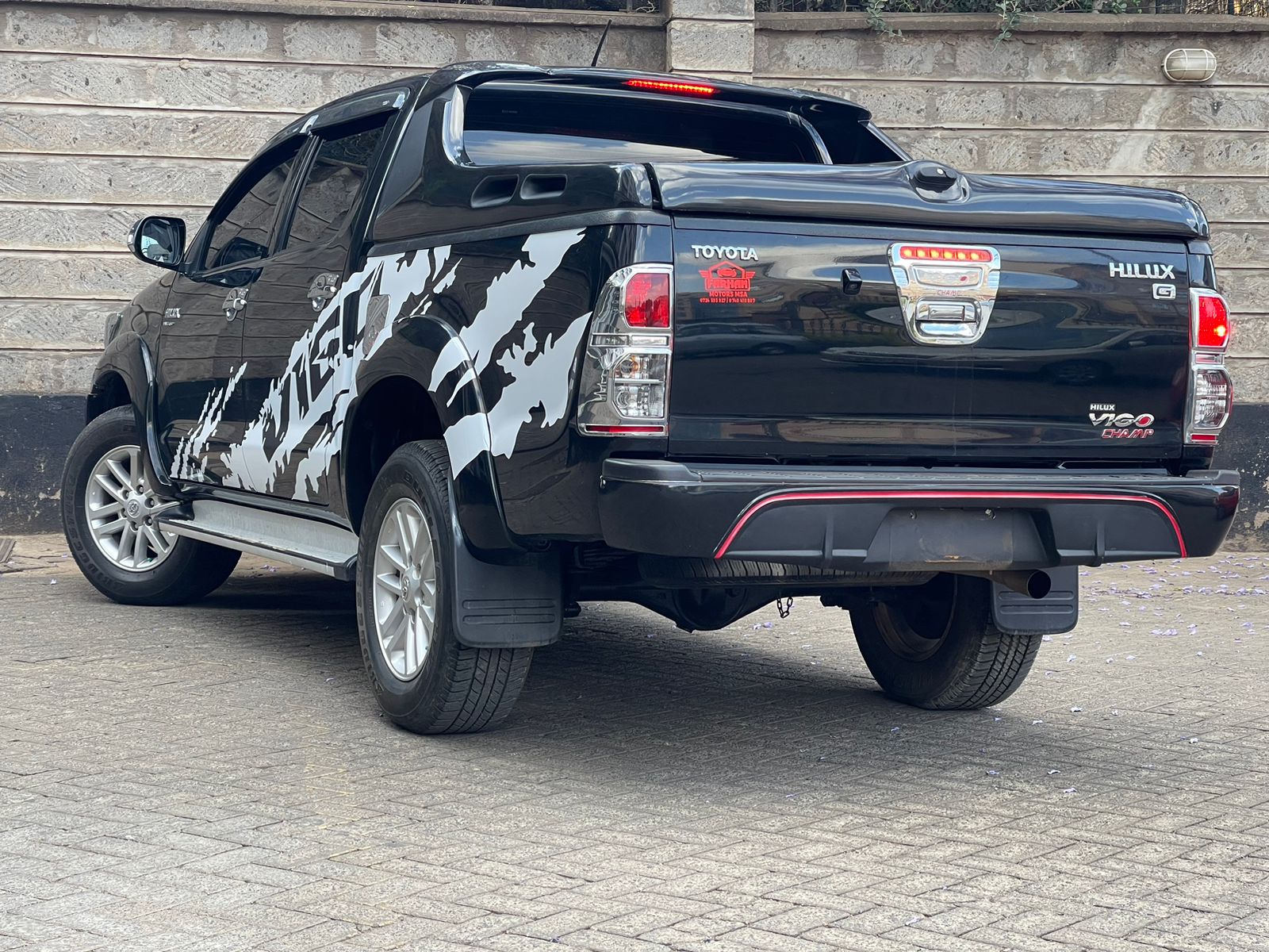 2015 Toyota Hilux D-Cab VIGO CHAMP