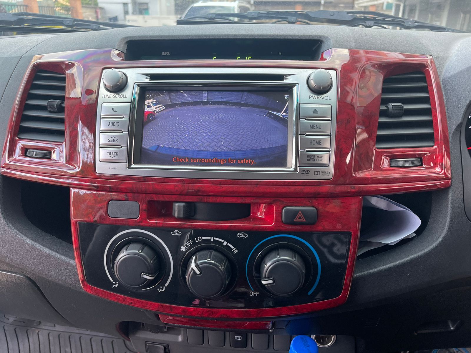2015 Toyota Hilux D-Cab VIGO CHAMP