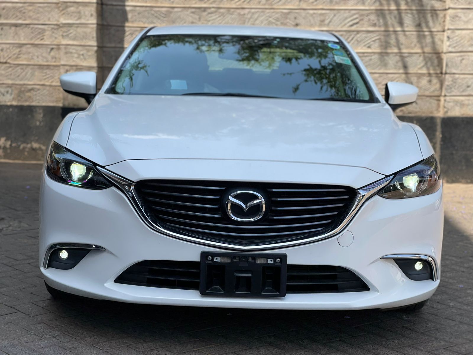 2015 Mazda Atenza