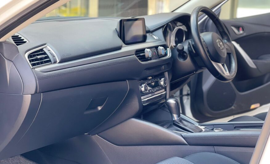 2015 Mazda Atenza