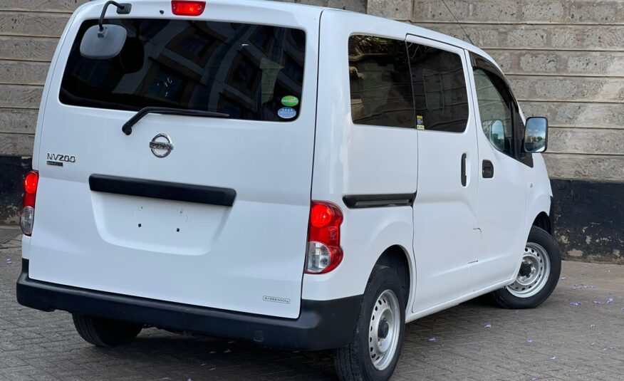 2015 Nissan NV200 White