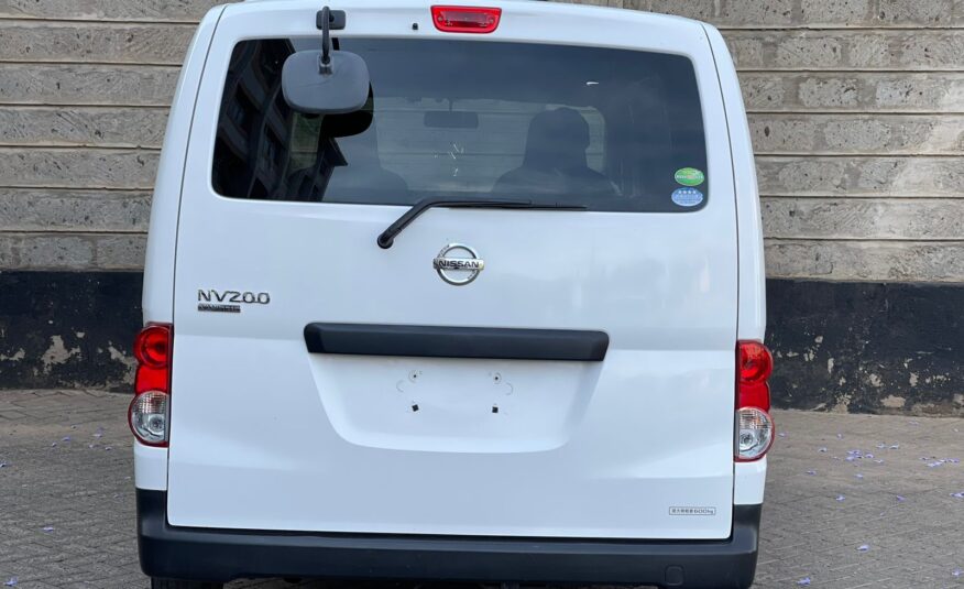 2015 Nissan NV200 White