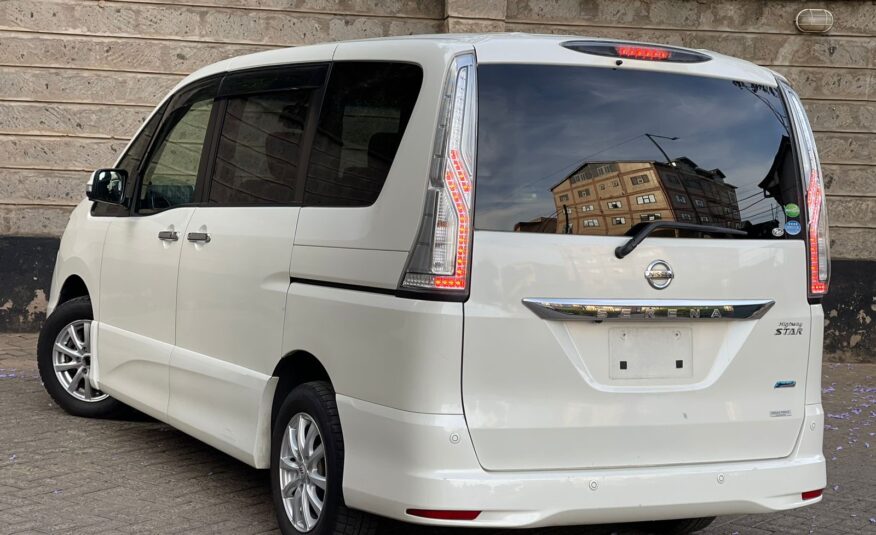 2015 Nissan Serena