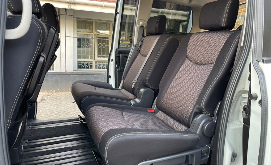 2015 Nissan Serena