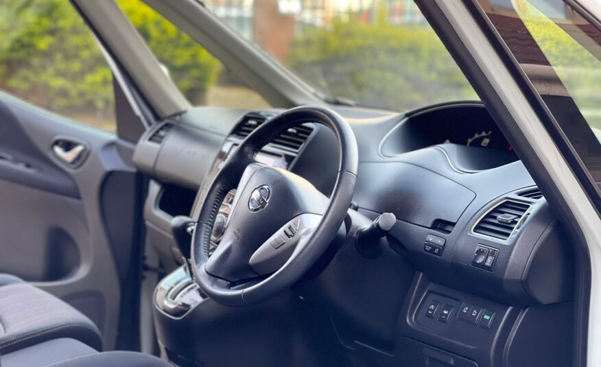 2015 Nissan Serena