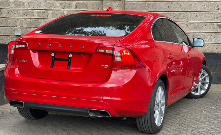 2015 Volvo S60 T5 Red