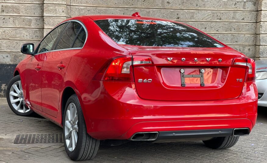 2015 Volvo S60 T5 Red