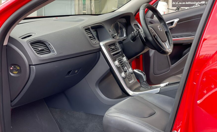 2015 Volvo S60 T5 Red