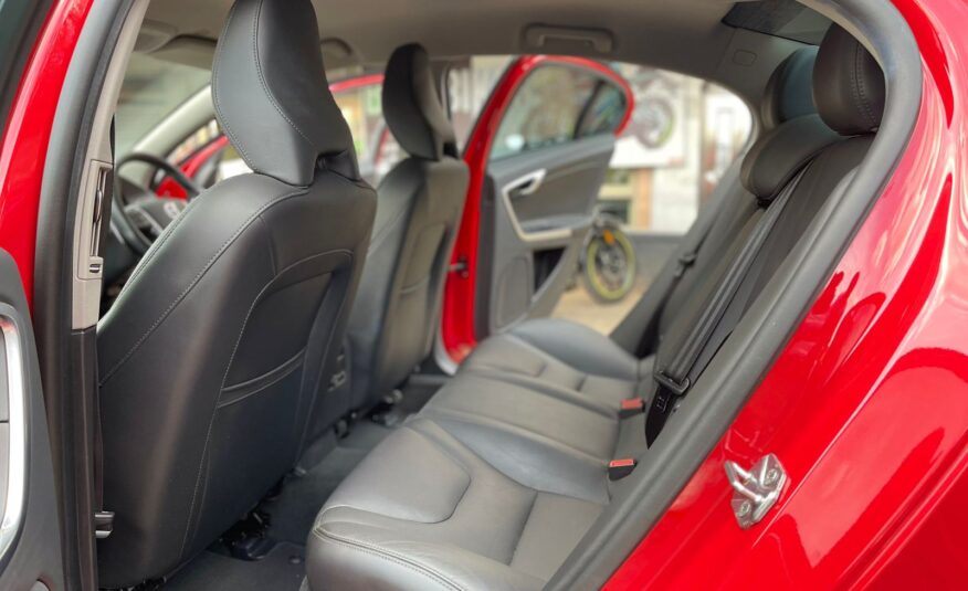 2015 Volvo S60 T5 Red