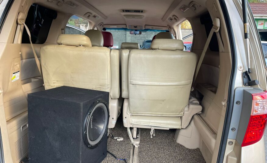 2012 Toyota Alphard