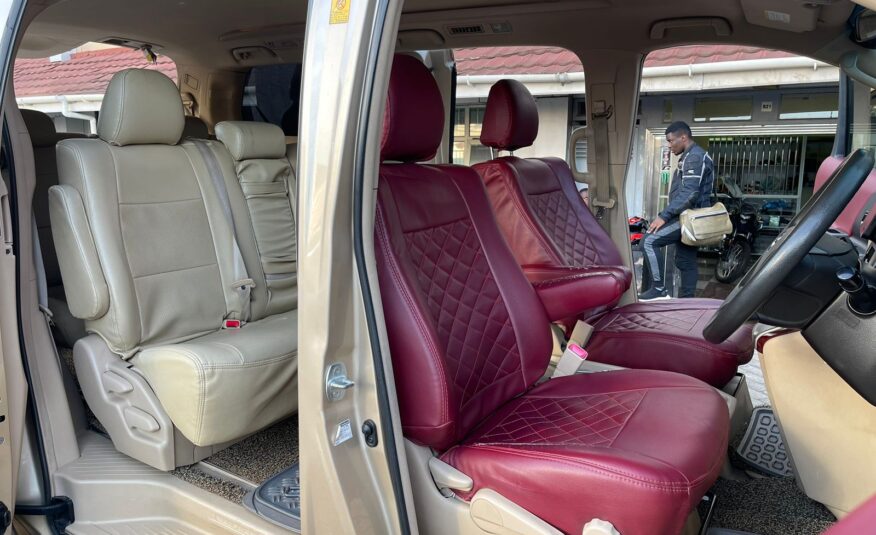 2012 Toyota Alphard