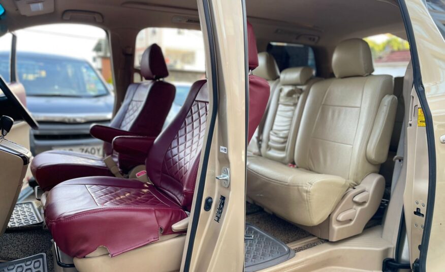 2012 Toyota Alphard
