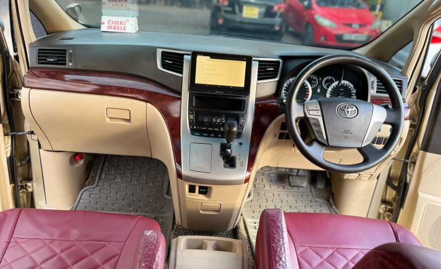 2012 Toyota Alphard