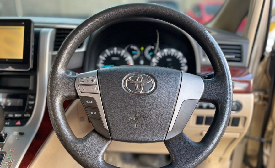 2012 Toyota Alphard