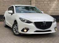 2015 Mazda Axela Pearl White
