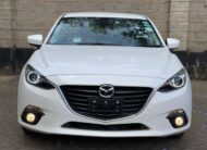 2015 Mazda Axela Pearl White