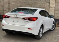 2015 Mazda Axela Pearl White