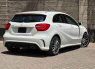 2015 Mercedes Benz A180 Pearl White